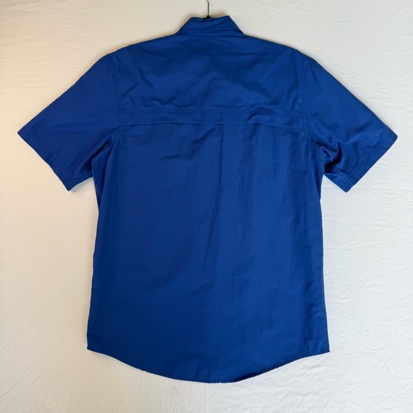 G.H. Bass & Co. Men's Blue Casual Button Sportsman’s short sleeve Shirt Medium - Picture 3 of 7